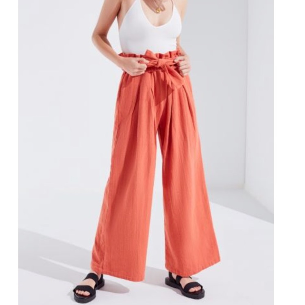 NWT UO Bennie Paperbag Wide Leg Pant size L